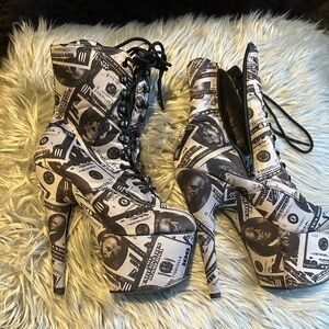pleaser adore close toe money heeled boots size 7